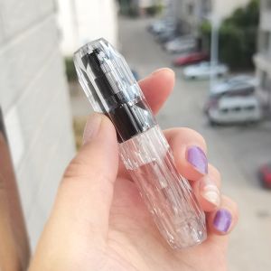 5ml Diamond Facet Mini Refillable Perfume Spray Bottle Portable Travel Atomizer Refillable Alcohol Perfume Bottle Pump Bottle Distributor
