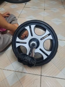 Xe đạp xích lô cho bé.Khung thépsơn tĩnh điện yên da chắc chắn .