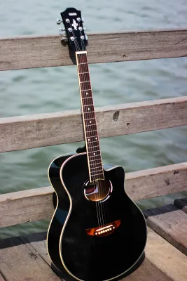 Gitar Akustik Yamaha APX 500ii Hitam Bonus Tas Senar Pick