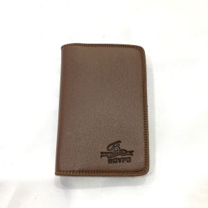 DOMPET PRIA SEDANG LIPAT