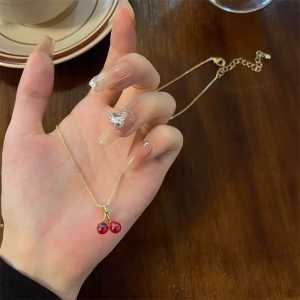 Kalung Titanium Wanita Anti Karat / Kalung Titanium Liontin Ceri Kembar Merah Terbaru Fashion Korea Style