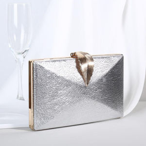 Womens Wedding Clutch Bag Gold Purse Ladies Handbag Party Purse For Bridal Metal Leaf Lock Shoulder Bag