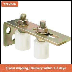 【Local shipping】 1 Bộ hướng dẫn bánh xe Patio cửa theo dõi hướng dẫn con lăn cửa trượt hướng dẫn con lăn với l-trụ cột Khung điều chỉnh đôi Nylon con lăn