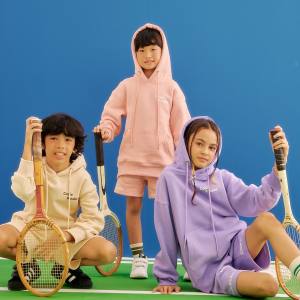 Coole Kinder The Kinder Hoody เสื้อฮู้ดผ้าคอตตอน 100% สำหรับเด็ก - การผสมผสานกันอย่างลงตัวระหว่างความสบาย สไตล์ และความทนทานสำหรับลูกน้อยของคุณ