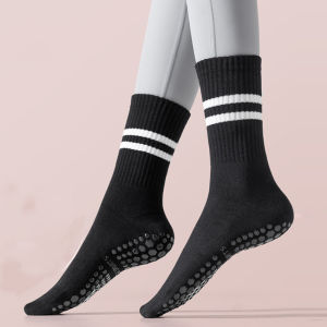 ถุงเท้าโยคะ มีปุ่มกันลื่น ถุงเท้ากันลื่น ถุงเท้าออกกำลังกาย สําหรับ ใส่เล่นโยคะ พิลาทิส ถุงเท้ากีฬา แบบข้อยาว  ถุงเท้า Yoga Sock ชาย/หญิง