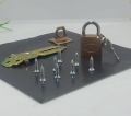 Harga hemat Gembok 40,30 mm + Cantolan Gembok / Paket Gembok Dan Cantolan / Gembok + Cantolan Gembok + Grendel Pintu Stainles / Overpal Tebal / Paket Gembok Pres Kuningan 25mm + Cantolan Gembok 3Inch. 
