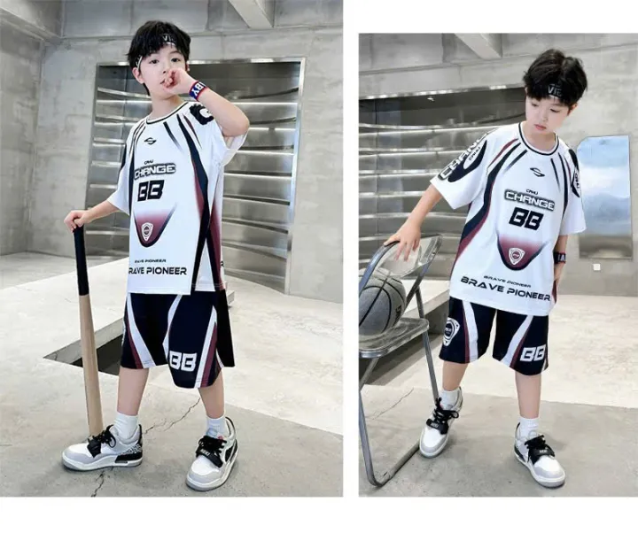 Bộ đồ thể thao bé trai CHANGE năng động