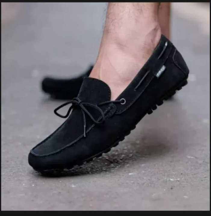 Sepatu slip on on sale lazada