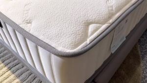 Spring Mattress Environmental Protection Hard Mattress Elderly Youth Spine Protection Mattress Rental House Home Bed Anti Bacteria & Dust Mite Sleeptown