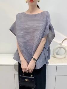 Comfort and Casual Loose Pleated Top Women's Niche Short Sleeve Slimming Pleated T-shirt S-667