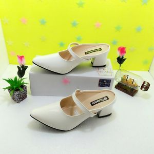 Sepatu Sandal Wanita 2021