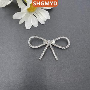 [COD] SHGMYD SPORTS แฟชั่นประกายพลอยเทียมโบว์หัวเข็มขัดมุกพู่เข็มเพชรเสื้อผ้า DIY กระเป๋ารองเท้า applique เครื่องประดับงานแต่งงานของขวัญ