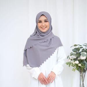 Grosir Hijab Celina Crincle Instant Pashmina Crinkle Segiempat Lasercut Terbaru 2022