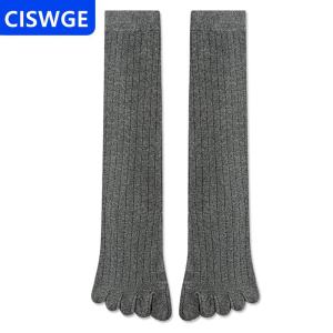 [COD] CISWGE AUTOPARTS Người Đàn Ông Vớ Chân Dài Cotton Đơn Giản Kinh Doanh Vớ Thoáng Khí 5 Ngón Tay Vớ Bê Cho 4 Mùa