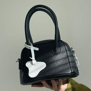2025 NEW ARRIVAL textured pebble stylish oblique crossbody shoulder hand bag