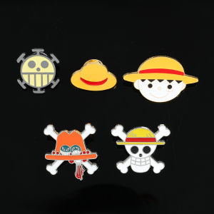 One Piece Brooch Anime Cartoon Monkey D. Luffy Skull Backpack Clothing Accessories Alloy Enamel Lapel Pins Brooches Badge