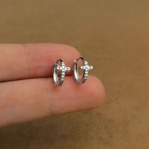 Fashionable Ring Gift 十字架耳环男小众轻奢设计高级感耳圈男士个性百搭耳饰男款配饰品