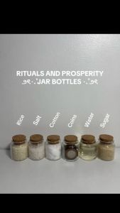 5PCS Glass Jar With Natural Cork Stopper 60ml/50ml Aromatherapy candle glass bottle Small Glass Bottles with Corks for Art Crafts Storage Party Decoration Wedding Favors