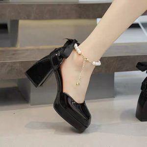 [Hoàn Tiền 15%]Giày cao gót bít mũi hở sườn 9p da bóng kiểu dáng đơn giản cao cấp