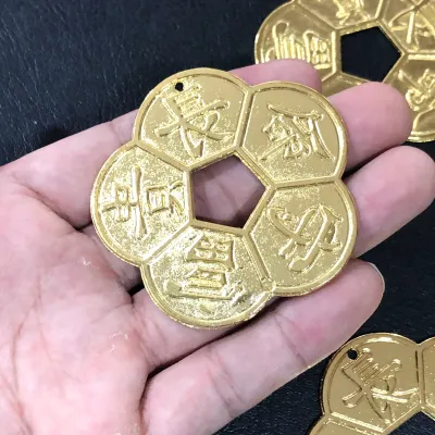 Đồng Xu Hoa Mai Kim tiiền Mạ Vàng Bỏ Bóp Ví Két Sắt Tài Lộc May Mắn