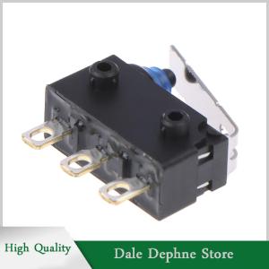 [Dale Dephne] 1 công tắc Micro khóa cửa xe hơi D2HW-EL291H-A515-AQD chính hãng IP67