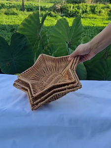 Large Capacity Imitation Rattan Storage Basket Multipurpose Star Shaped Bread Serving Tray Desktop Organiser