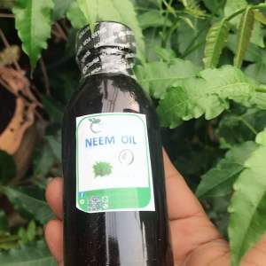 Organic Neem oil 200 Ml 350 baht