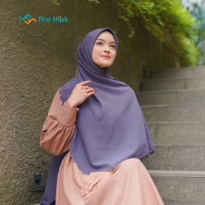 FIRST HIJAB - Mayra Hijab Segiempat Cutting Laser 130x130 cm Bahan Wolfis Premium | Hijab Syari