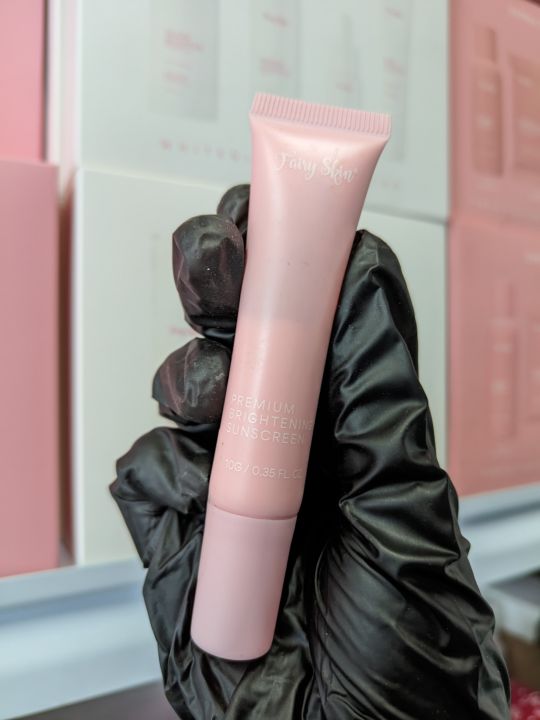 TINGI%20INDIVIDUAL%20Fairyskin%20Premium%20Brightening%20Foaming%20Cleanser%20%20Toner%20%20Serum%20%20Sunscreen%20-%20Image%204