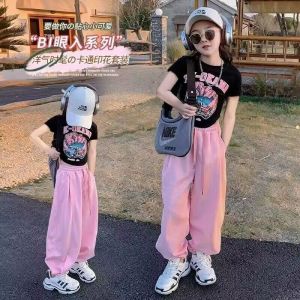 เสื้อผ้าเด็กผญ ชุดเด็กหญิง เด็ก การ์ตูน เสื้อยืด ชุดกีฬาผู้หญิง ชูด 15 สี ราคาที่เหมาะสม