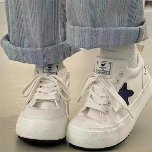 รองเท้าผ้าใบผูกเชือกสไตล์เกาหลี รองเท้าสตรี รองเท้าผ้าใบสตรี ลายดาว สไตล์นักเรียน รองเท้าผ้าใบน้ำเงิน