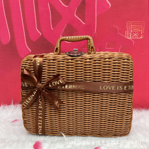 Rattan gift box high-end birthday gift box creative empty gift box wedding gift box for bridesmaids imitation rattan storage basket