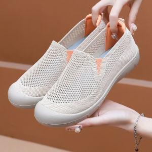 2026 WomenS Shoes Spring And Autumn New Breathable Shallow Lightweight Mom Shoes Soft Sole Round Toe Fashion Casual Slip-On Shoes