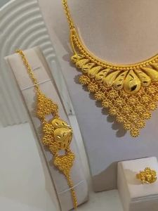 4 Set of floral mesh design hot-selling in Dubai 24K Golden Bride Wedding Necklace Earrings Bracelet Ring Jewelry Set