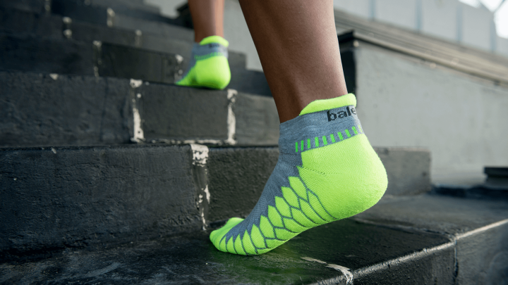 KEY POWER SPORTS BALEGA SILVER NO SHOW RUNNING SOCKS Moisture