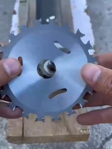 4inch 110 40-Tooth Nail-Resistant Woodworking Saw Blade 125mm Circular Saw Blade Wood Cutting Disc Saw Blade Cutter Power Tool Accessories Tungsten Carbide Steel