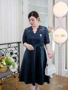 All Ladies เดรสลูกไม้ปักเครปซาติน