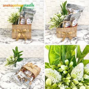 Hampers Lebaran Hampers Unik Aneka Kue Kering Artificial Flowers Hiasan Meja Dekorasi Aesthetic