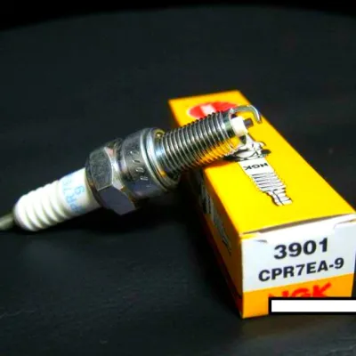 Bugi NGK CPR7EA-9 cho AIR BLADE 110(FI)AB 125(FI)SH 125/150 FI(Việt Nam)PCX 125(FI) honda
