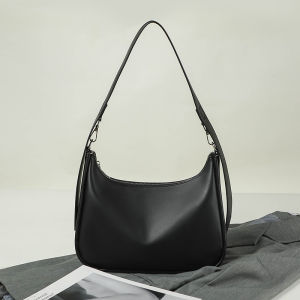 IELGY Ladies Soft Leather Crescent Bag Trendy French One-Shoulder Underarm Bag