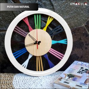 JAM DINDING ROTAN DAN KAYU JATI BELANDA UNIK DAN MEWAH UNTUK RUANG TAMU AESTHETIC KLASIK SENI DESAIN RETRO VINTAGE UKURAN JUMBO MINIMALIS PAJANGAN TEMBOK KAMAR TIDUR MODEL TERBARU 2023 TERLARIS TERMURAH
