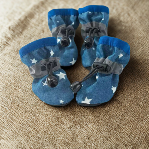 [READY STOCK] Dog Shoes 4pcs Pet Shoes Dog Socks Anti Slip | 宠物鞋子 袜子 狗狗鞋子 防滑