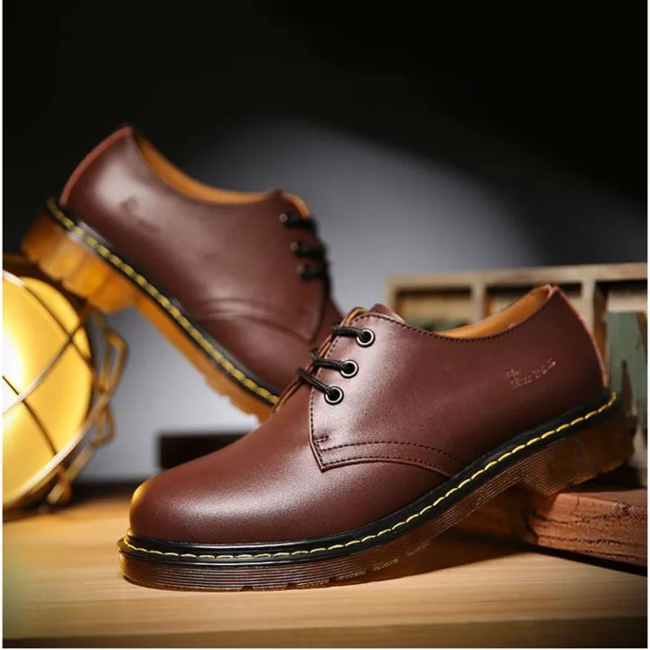 Gi%C3%A0y%20%C4%91%E1%BB%91c%20nam%20da%20b%C3%B2%20gi%C3%A0y%20Dr.Marten%20t%C3%A2y%20nam%20bu%E1%BB%99c%20d%C3%A2y%20da%20tr%C6%A1n%20%C4%91%E1%BA%BF%20kh%C3%A2u%20B-9%20m%C3%A0u%20n%C3%A2u%20-%20Image%201