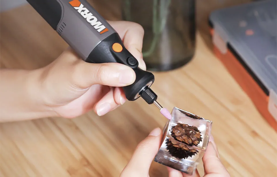 Worx 8V Rotary Tool WX106 Cordless Mini Drill Engraving Grinding