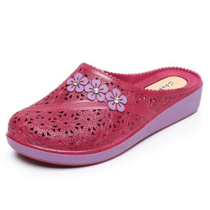 Free Shipping Baotou Slippers WomenS New Summer Style Mom Shoes Retro And Fashionable With Floral Cut-Out Designs Slip-On Sandals WomenS Half-Slippers
