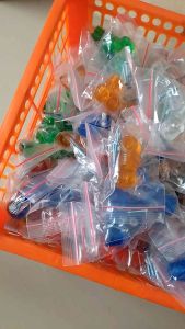 Kaki Karet isi 4 + Topi Nium Alumunium untuk Sangkar Kotak Murai Tebok