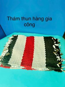 Thảm thun thắt chùi chân hàng gia công bình dân PHÚC HƯNG PHÁT kích thước 30x50cm xuất xứ Tiền Giang