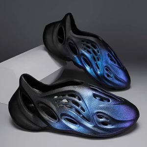Large Size Coconut 700 Clogs Gradient Sandals Beach Shoes Summer New Fashion Casual Trendy MenS Slippers