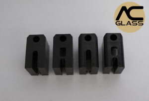 AC GLASS: 4 KINDS OF GUIDE 100 SETS (400 pcs) FOR WINDOW AND DOORS ACCESSORIES