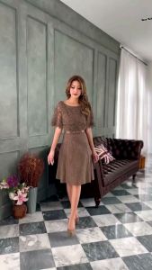 5 สี เดรสออกงาน เดรสทำงาน เดรสลูกไม้คลุมไหล่แต่งเข็มขัดผ้า ทรงเอ สีน้ำตาล สีโอรส สีเทา สวยมากค่ะ M-3XL